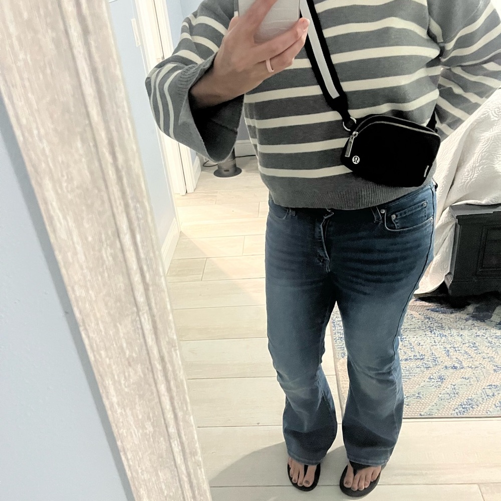 Lululemon crossbody